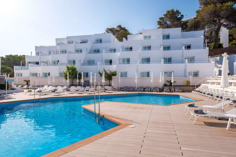 Apartamentos Paradise Beach