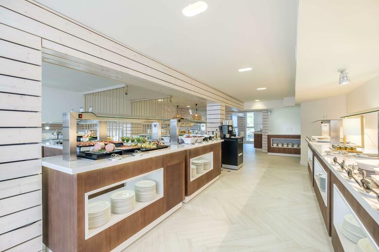 Apartamentos Paradise Beach