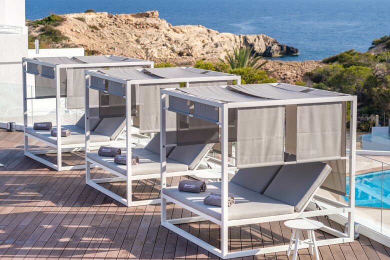 Apartamentos Paradise Beach