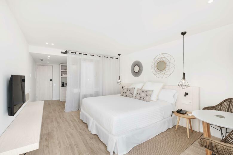 Apartamentos Paradise Beach