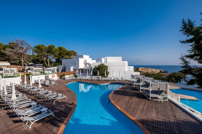 Apartamentos Paradise Beach