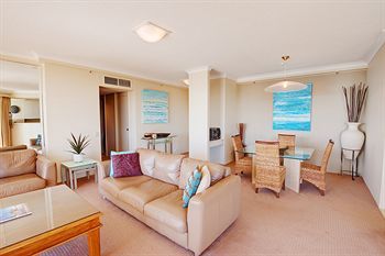Hotel Contessa Condominiums