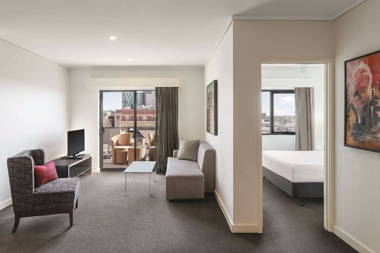Hotel Medina Executive Barrack Plaza