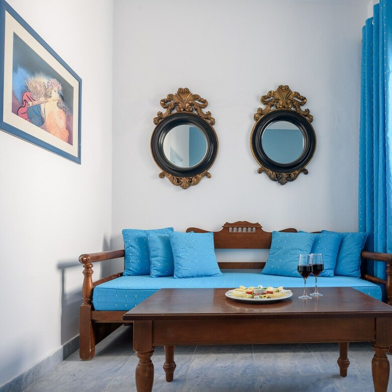 Hotel Alesahne Beach