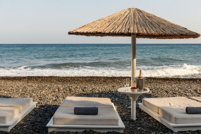 Hotel Alesahne Beach