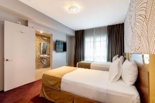The L Hotel