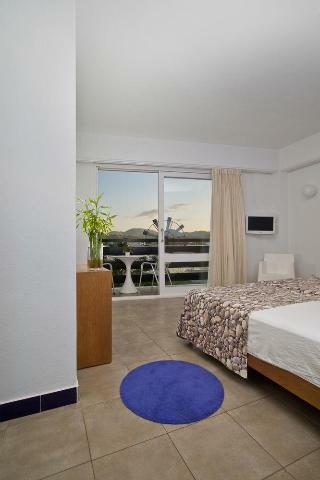 Hotel Es Mitjorn