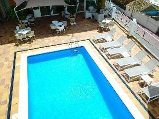 Hotel Es Mitjorn