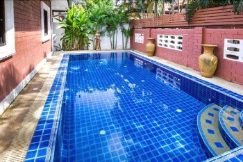 Baan Kanittha - 4 Bedrooms Private Pool Villa
