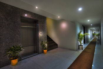 Hotel Dazzle Agra