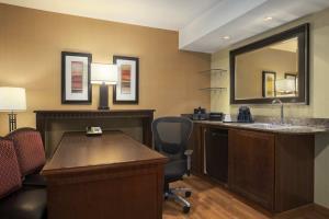 Hotel Embassy Suites Anchorage