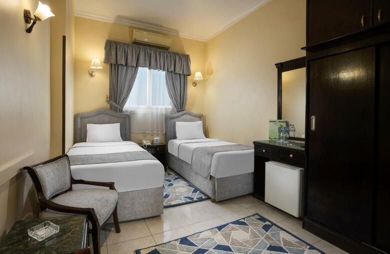 Hotel Holidays Express