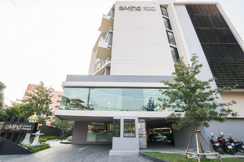 At Mind Premier Suites Hotel