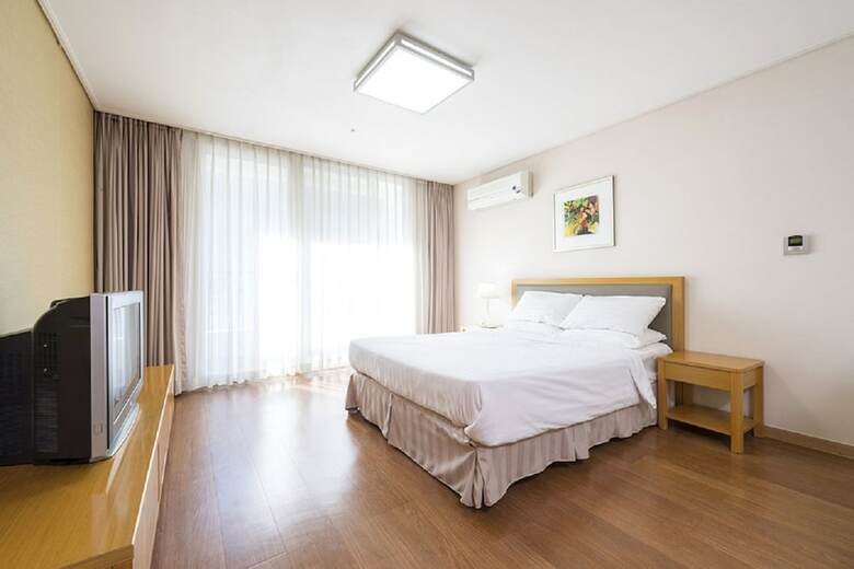 Hotel Mayhills Resort