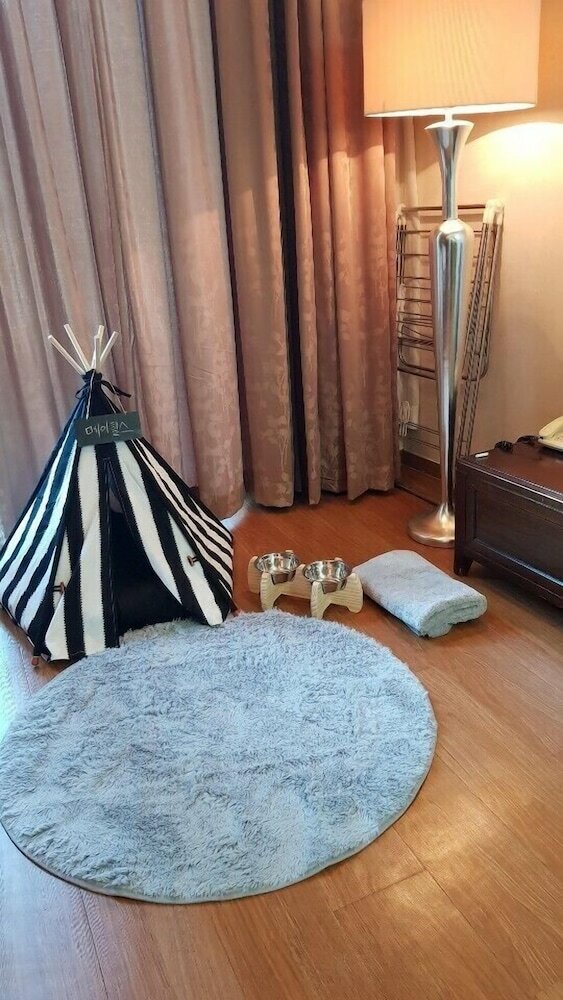 Hotel Mayhills Resort