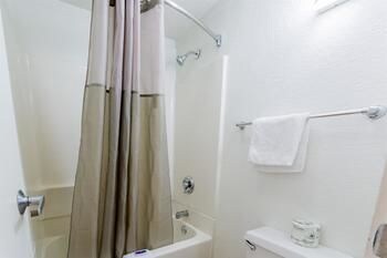 Motel 6 Philadelphia Airport - Essington