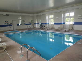 Hotel Toledo Bridgepointe Inn & Suites