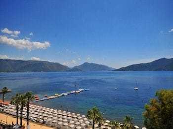Golden Rock Beach Hotel - All Inclusive