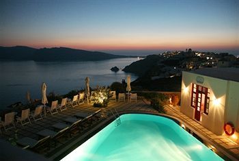 Aparthotel Nikos Villas Hotel In Oia Santorini