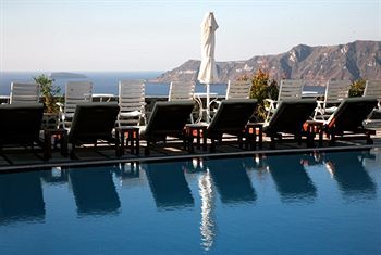 Aparthotel Nikos Villas Hotel In Oia Santorini
