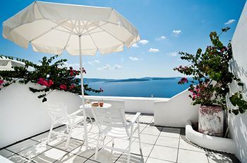 Aparthotel Nikos Villas Hotel In Oia Santorini