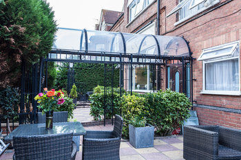 Roseview Alexandra Palace Hotel