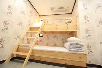 Hi Busan Guest House - Hostel