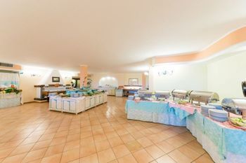 Hostal Nicolaus Club Marina Sporting
