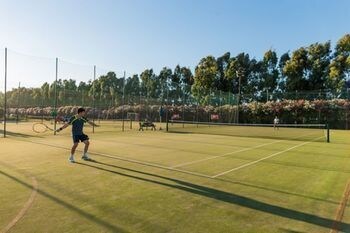 Hostal Nicolaus Club Marina Sporting