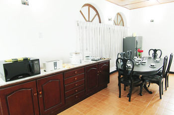 Hotel 2in1 Kandy Hostel Homestay