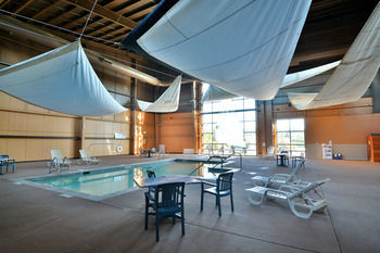 Quinault Sweet Grass Hotel