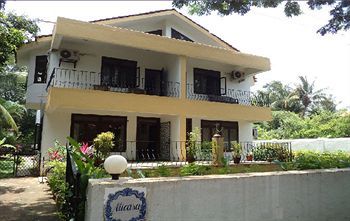 Hotel Micasa By The Sea