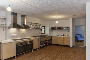 Hotel Stay - Hostel, Apartments, Lounge
