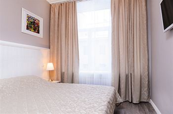 Chalet De Provence Business Hotel