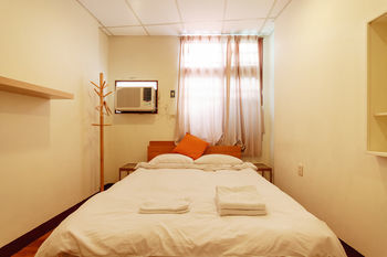 Hotel Honey House