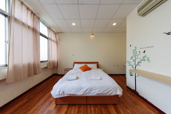 Hotel Honey House