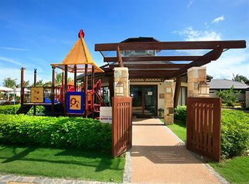 Hotel Crimson Resort And Spa Mactan
