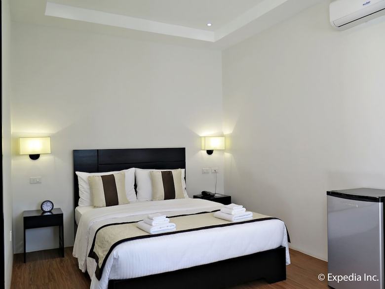 The Junction Tagaytay Hotel