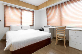 Aparthotel Blooming House Residence