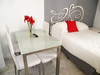 Apartamentos Mariano De Cavia