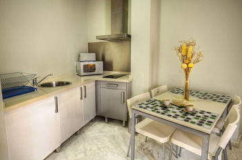Apartamentos Mariano De Cavia