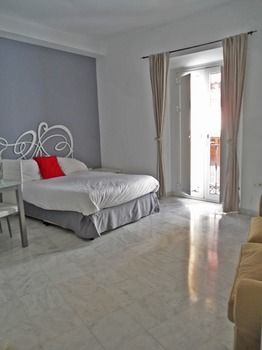 Apartamentos Mariano De Cavia