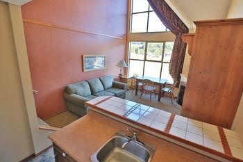 Hotel The Apex Mountain Inn