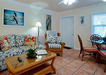 Hotel Tropic Isle Beach Resort