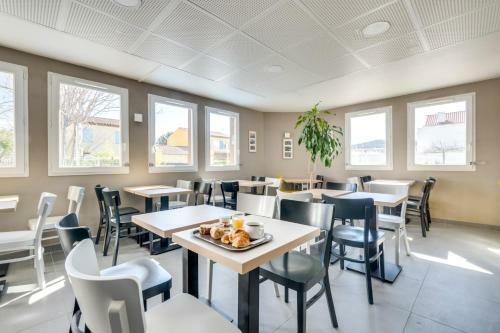 Hotel B&B H�tel Brignoles