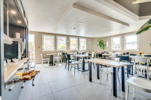 Hotel B&B H�tel Brignoles