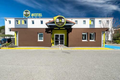 Hotel B&B H�tel Brignoles