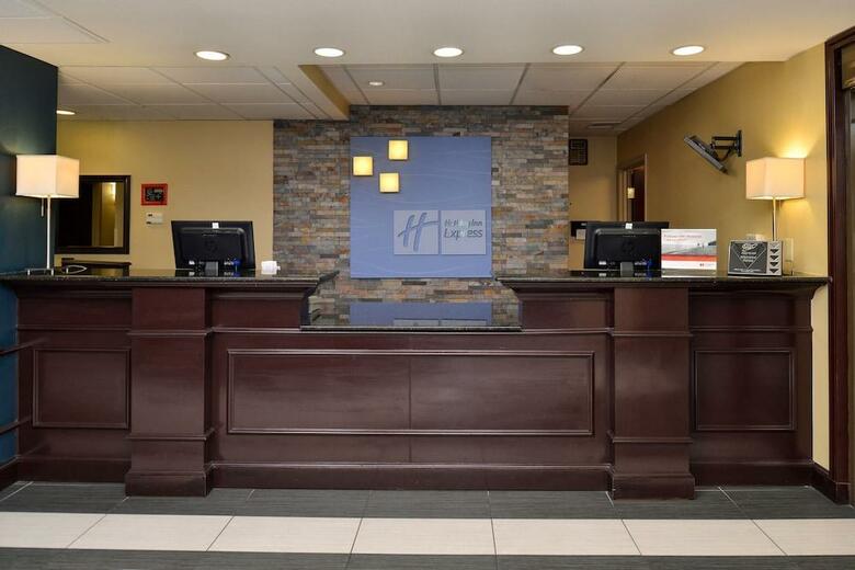 Holiday Inn Express Hotel & Suites Austin - Sunset Valley