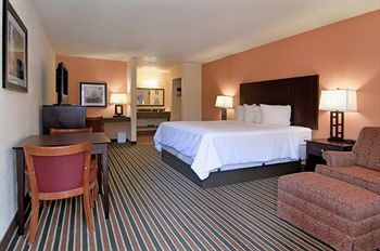 Motel Palm Aire Hotel And Suites