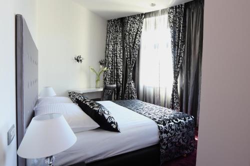 Hotel Starlight Luxury Rooms